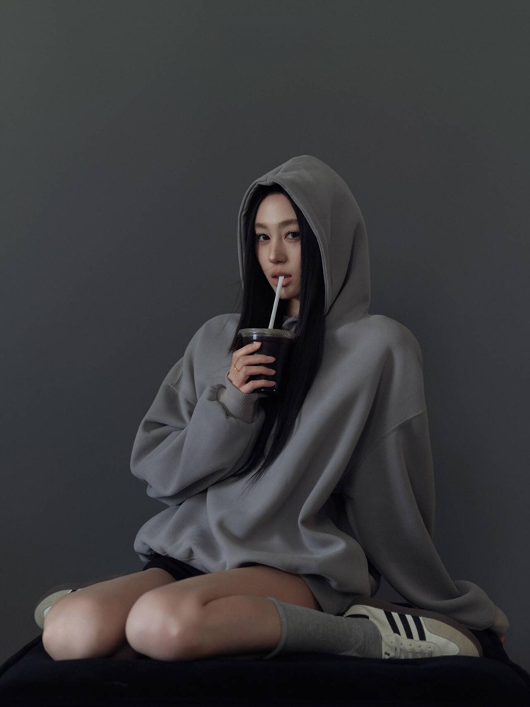 그레이 무드 초상화 테마 사진 촬영 의상 세트 레이지  - Ethnic Fashion Studio 리뷰 및 가격