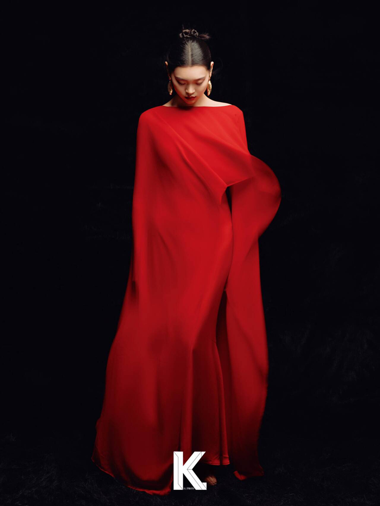 2026 새로운 패션 고급 레드 감성 레트로 스튜디오  - Ethnic Fashion Studio 리뷰 및 가격